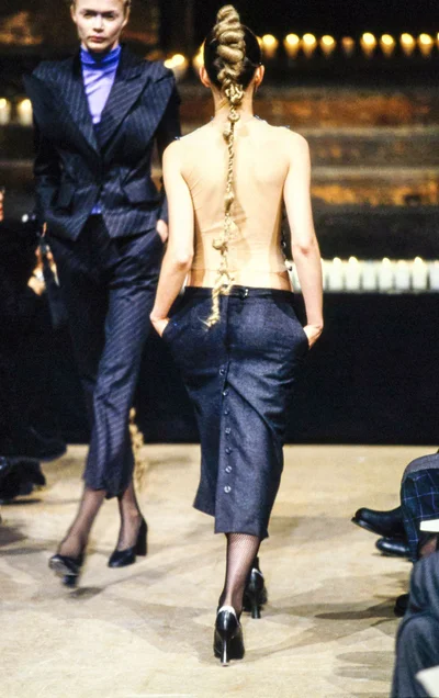 Look 26